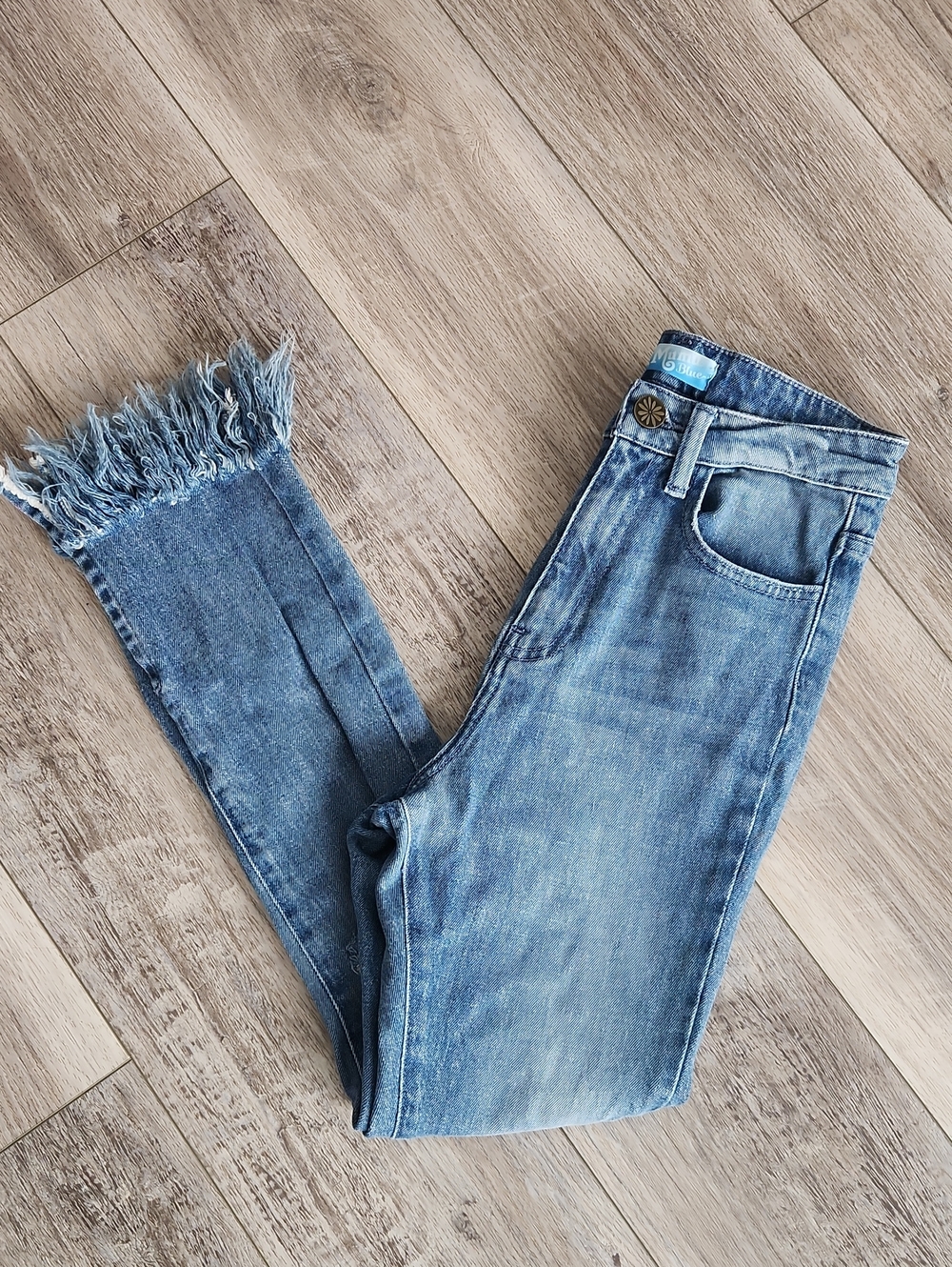 Mumu Blue Women’s Blue Frayed Hem Skinny Jeans